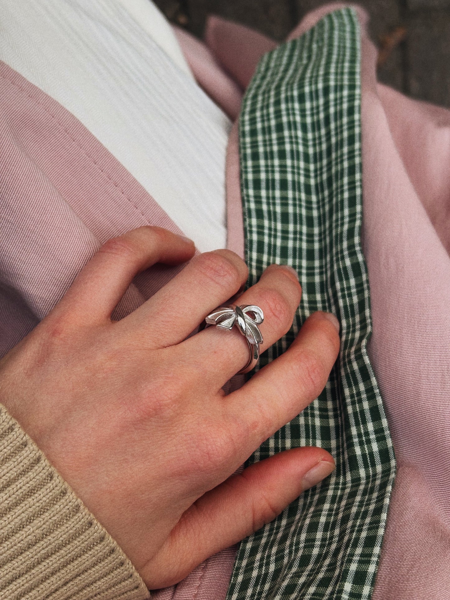 Avon “Beau Knot” Ring, 1975