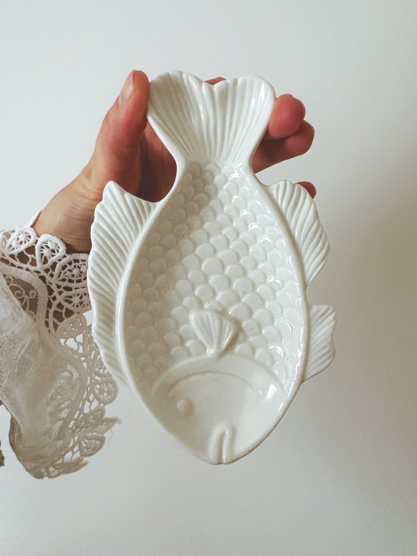 Ceramic vintage fish for jewelry and various trinkets