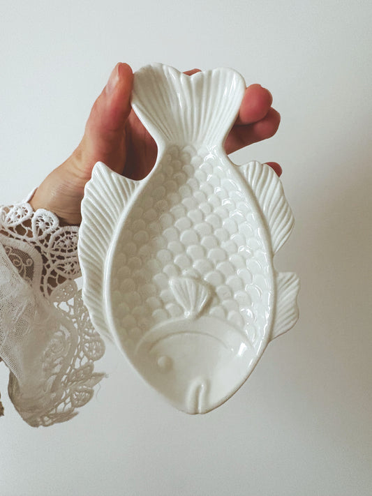 Ceramic vintage fish for jewelry and various trinkets