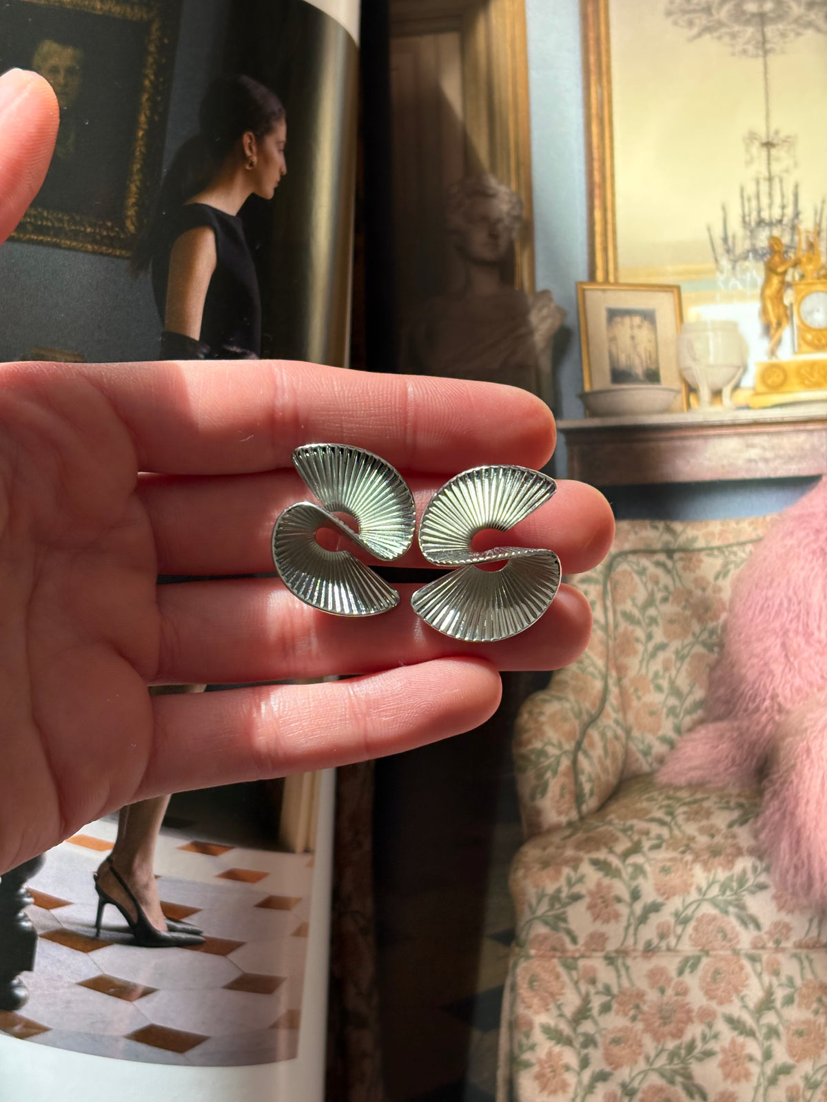 Kolczyki Avon “Fan twist”,1987  r.