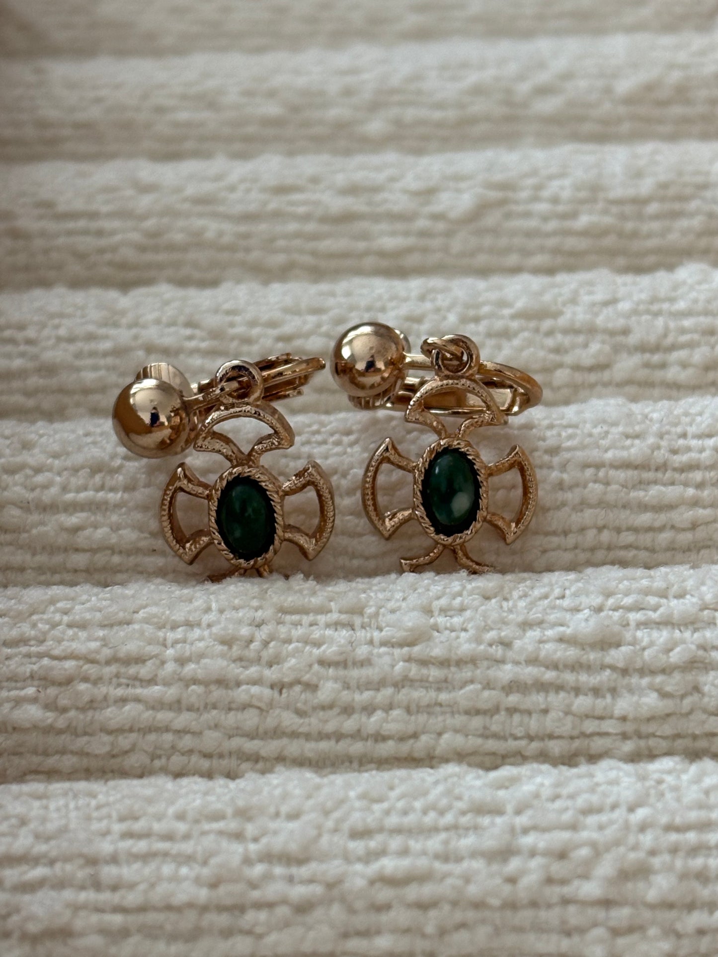 Avon "Baroness" clip-on earrings, 1973
