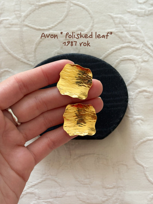 Kolczyki Avon “ Polished leaf”,1987 rok