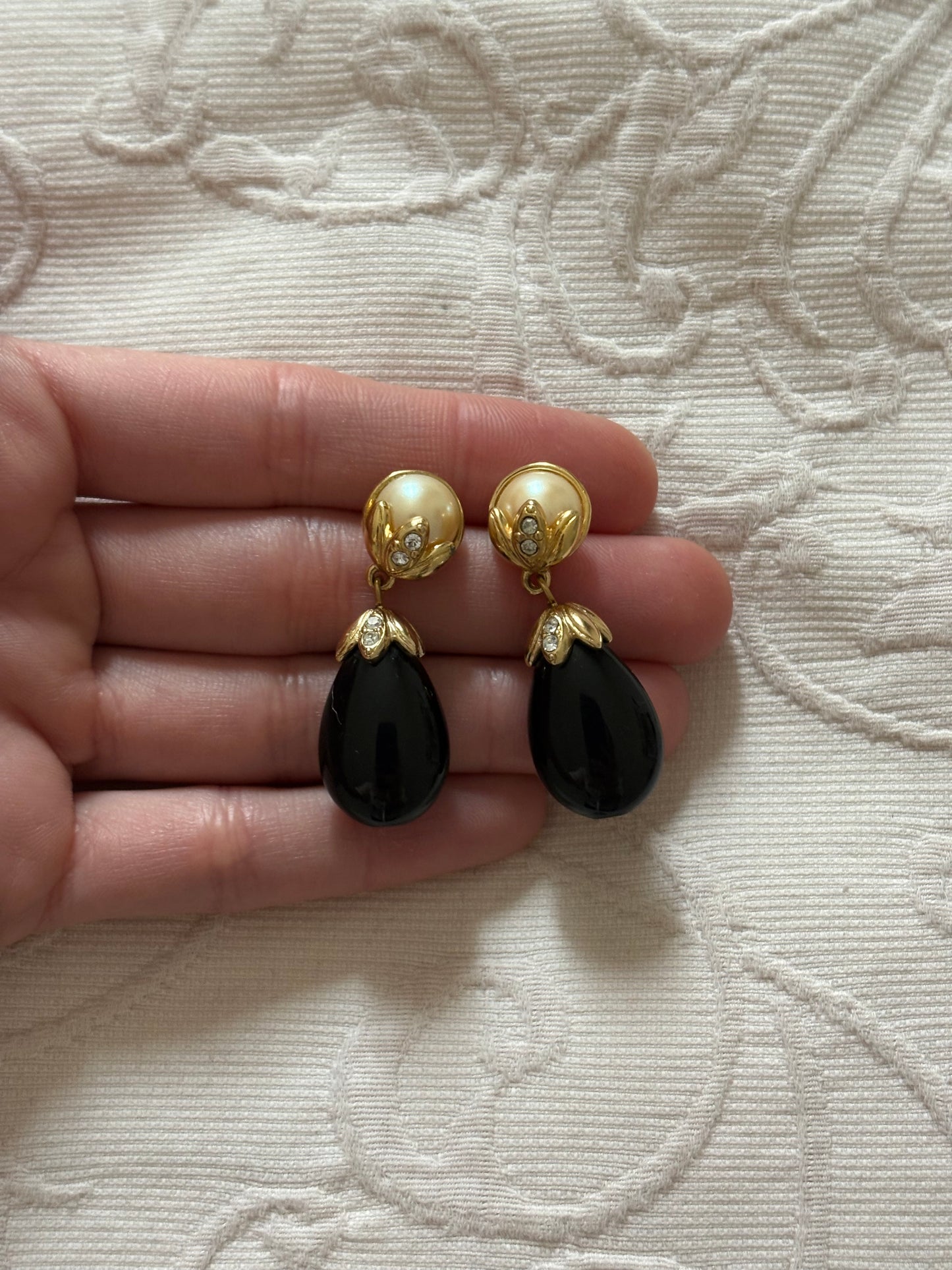 Avon "Royal" Earrings, 1988