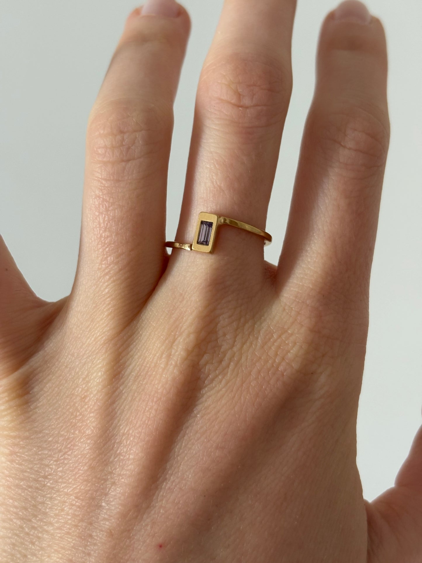 Avon ring with imitation stone