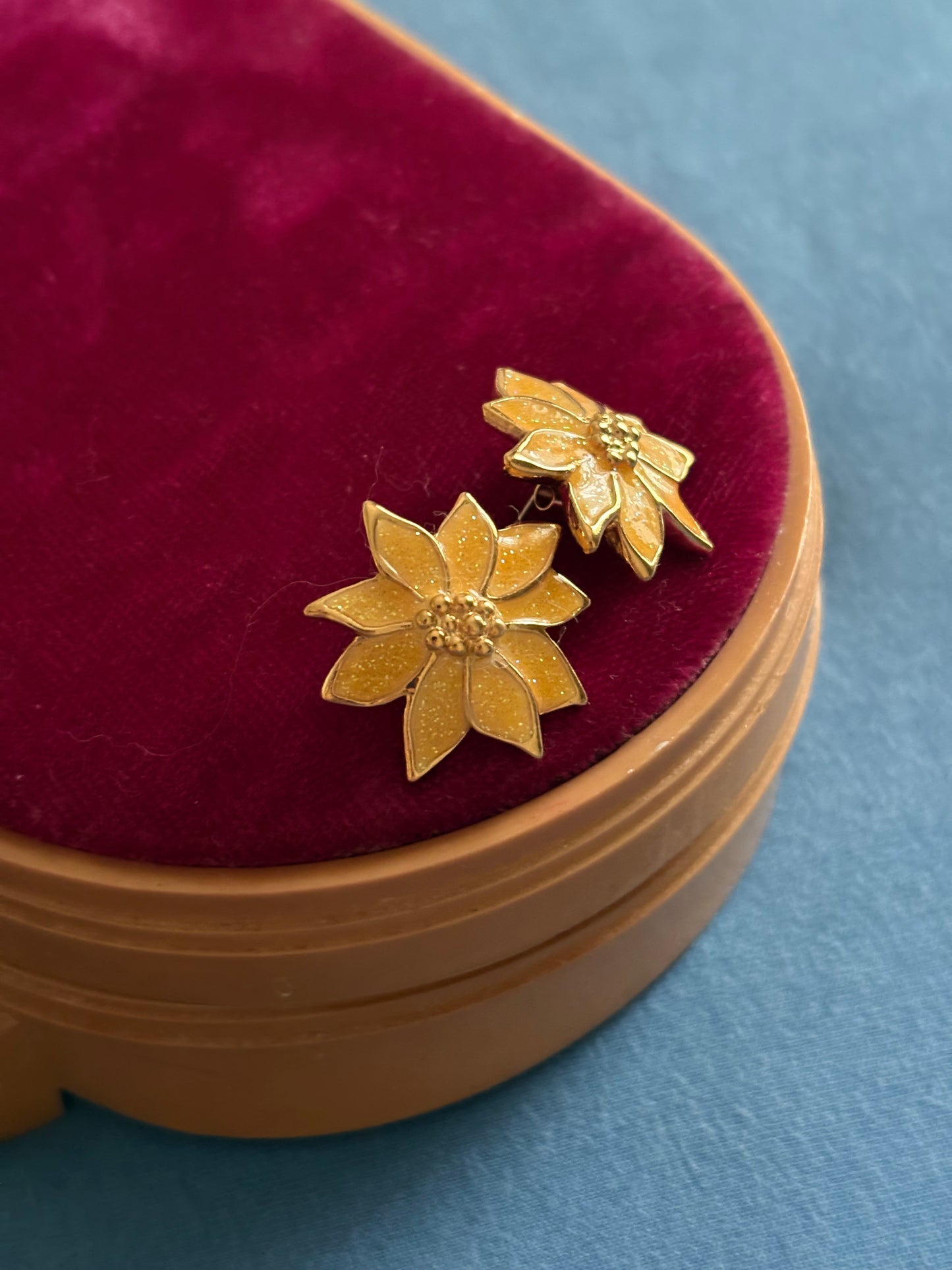 Kolczyki Avon „White Christmas” (1987)