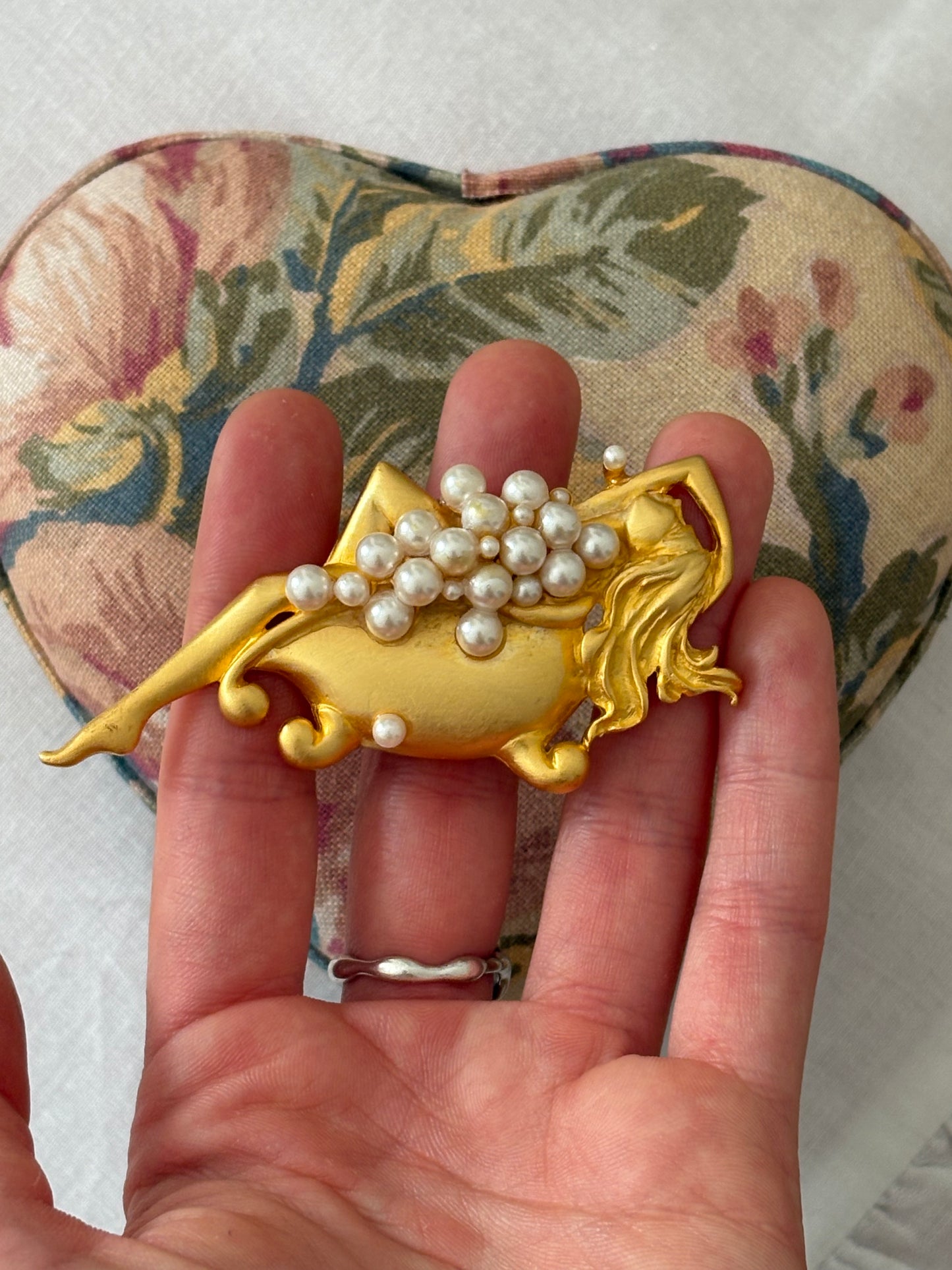Broszka marki JJ (Jonette Jewelry)
