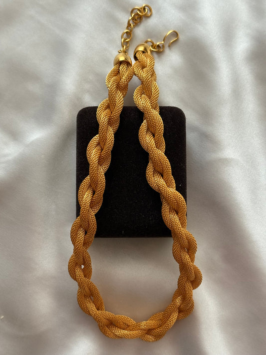 Pozłacany naszyjnik Monet o splocie typu mesh