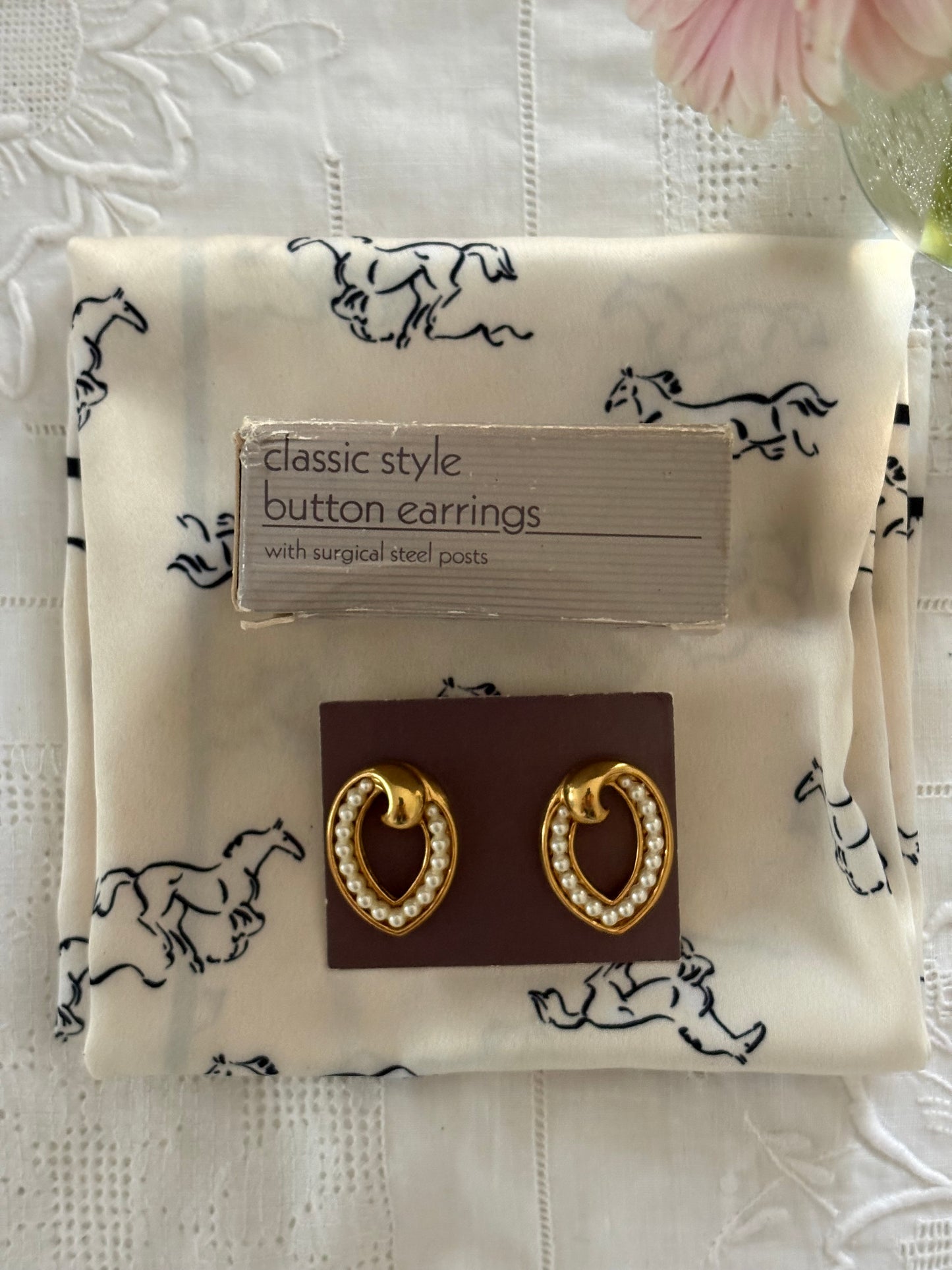 Kolczyki Avon z perełkami „Classic Style” 1991 rok