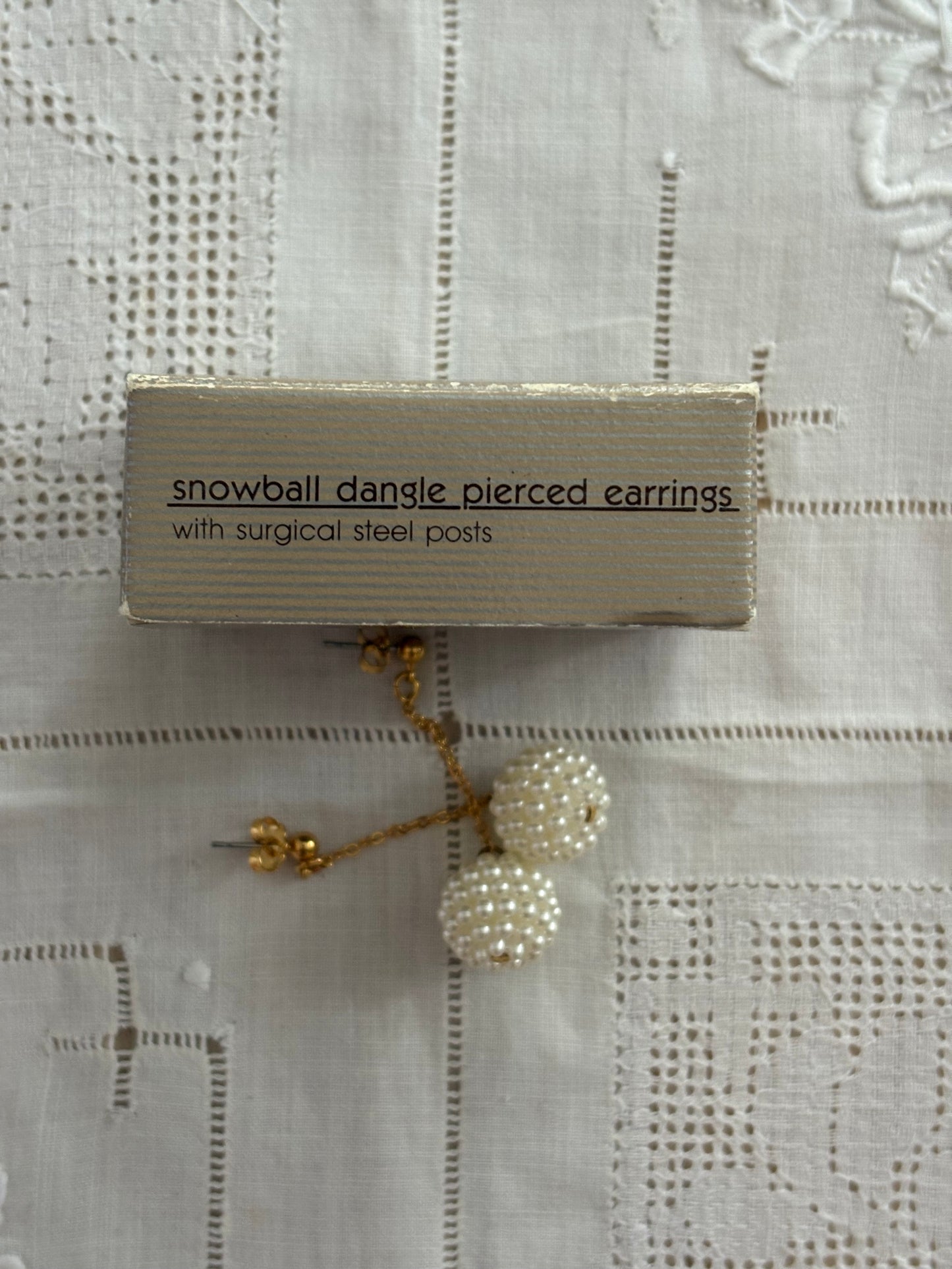 Kolczyki Avon “Snowball”,1991 rok