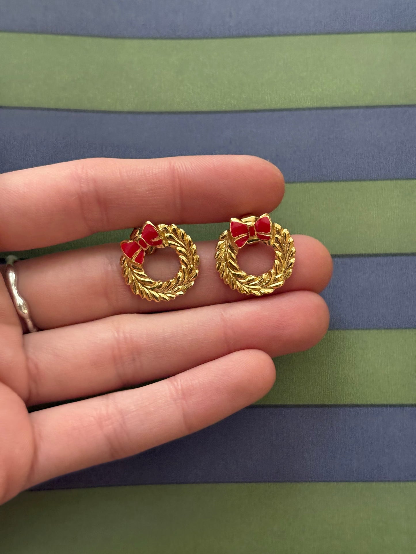 Kolczyki Avon «Holiday Wreath»,1987 rok