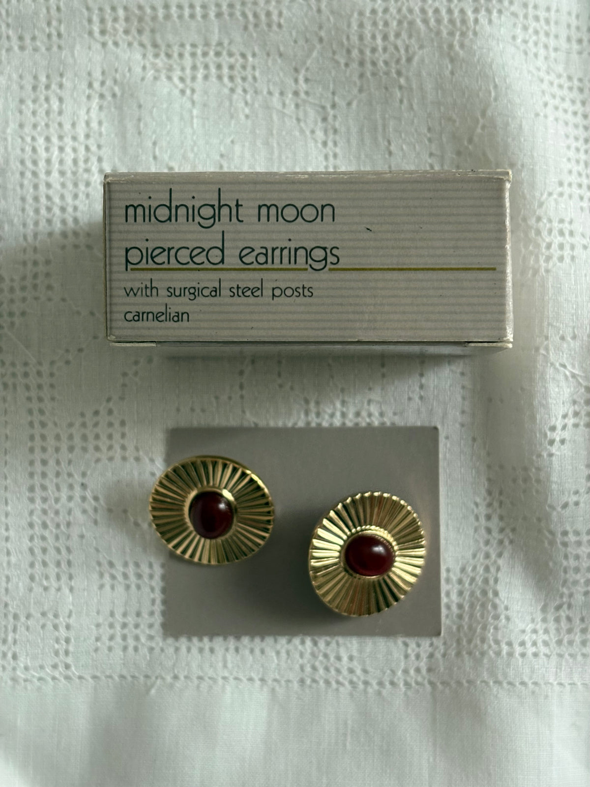 Kolczyki Avon „ Midnight moon”, 1986 rok