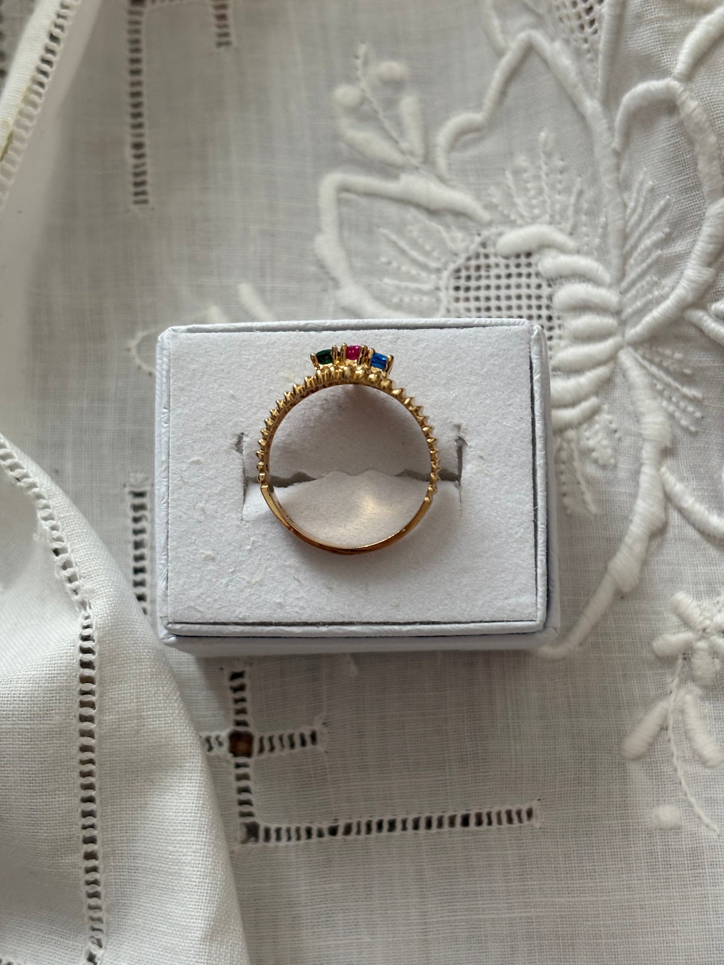 Three-stone vintage ring