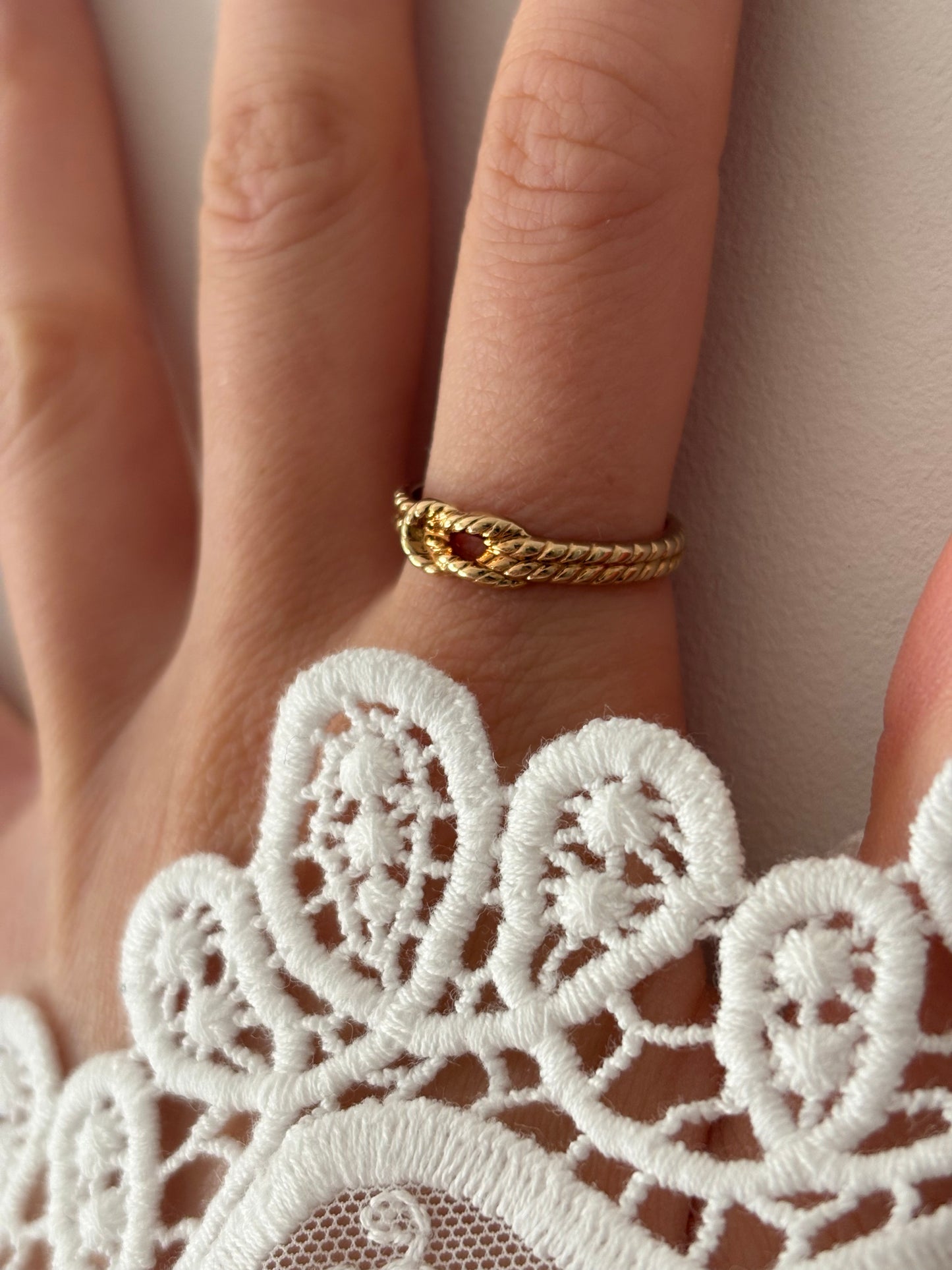 Avon “Love Knot Ring”
