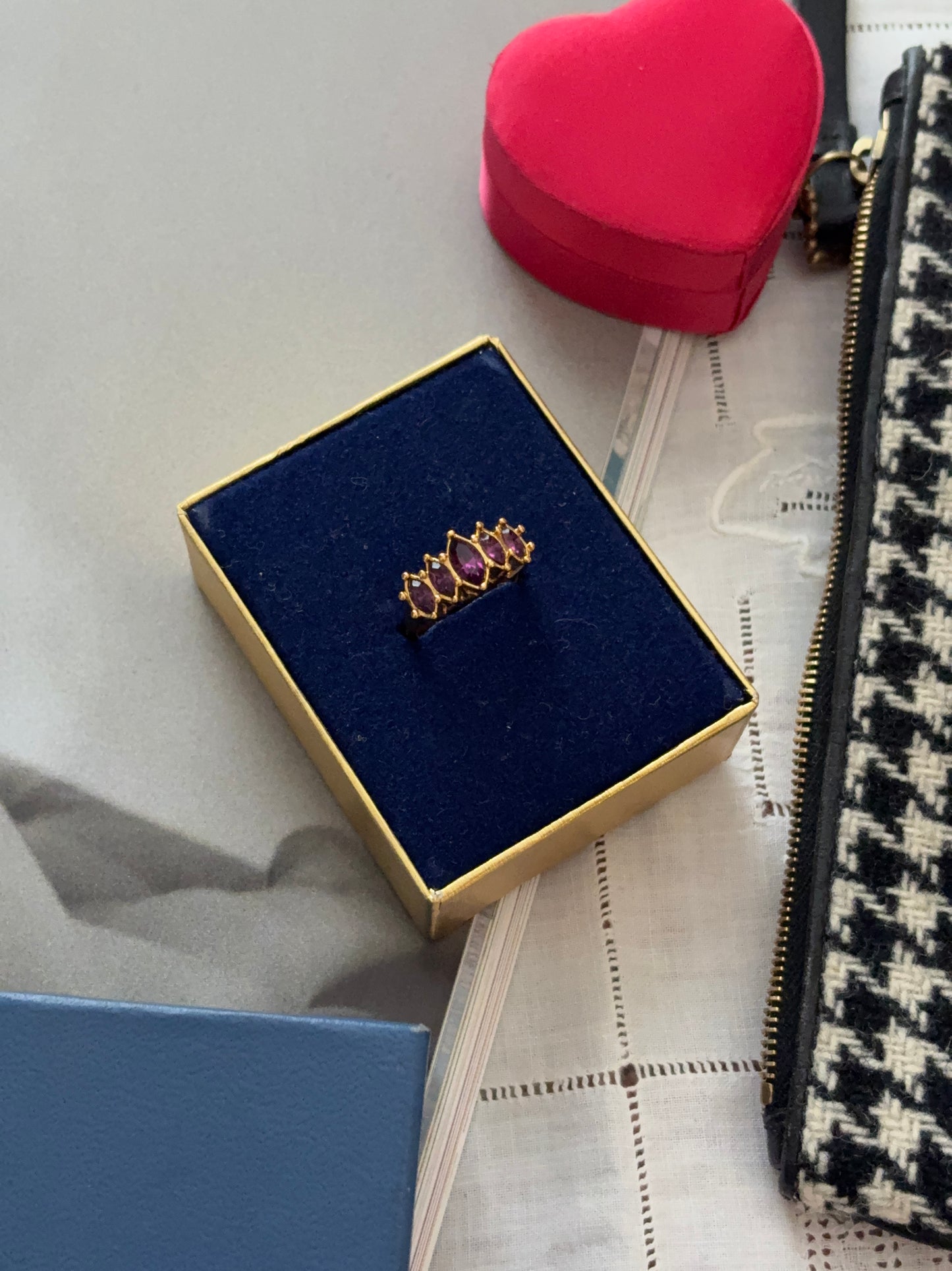 Pierścionek Avon “ Marquis Sparkle”,1994 rok