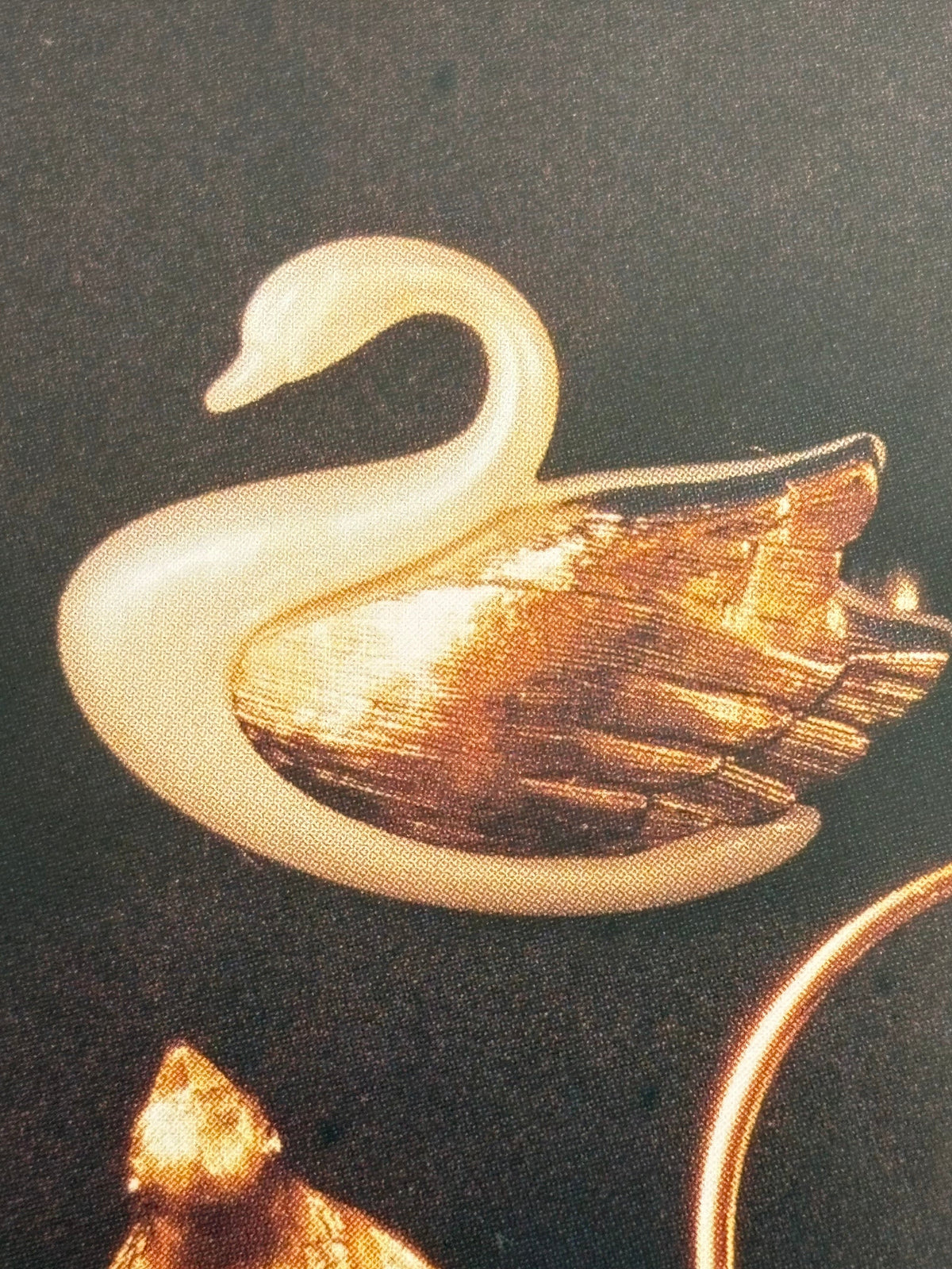 Broszka Avon “Graceful Swan”,1985 rok