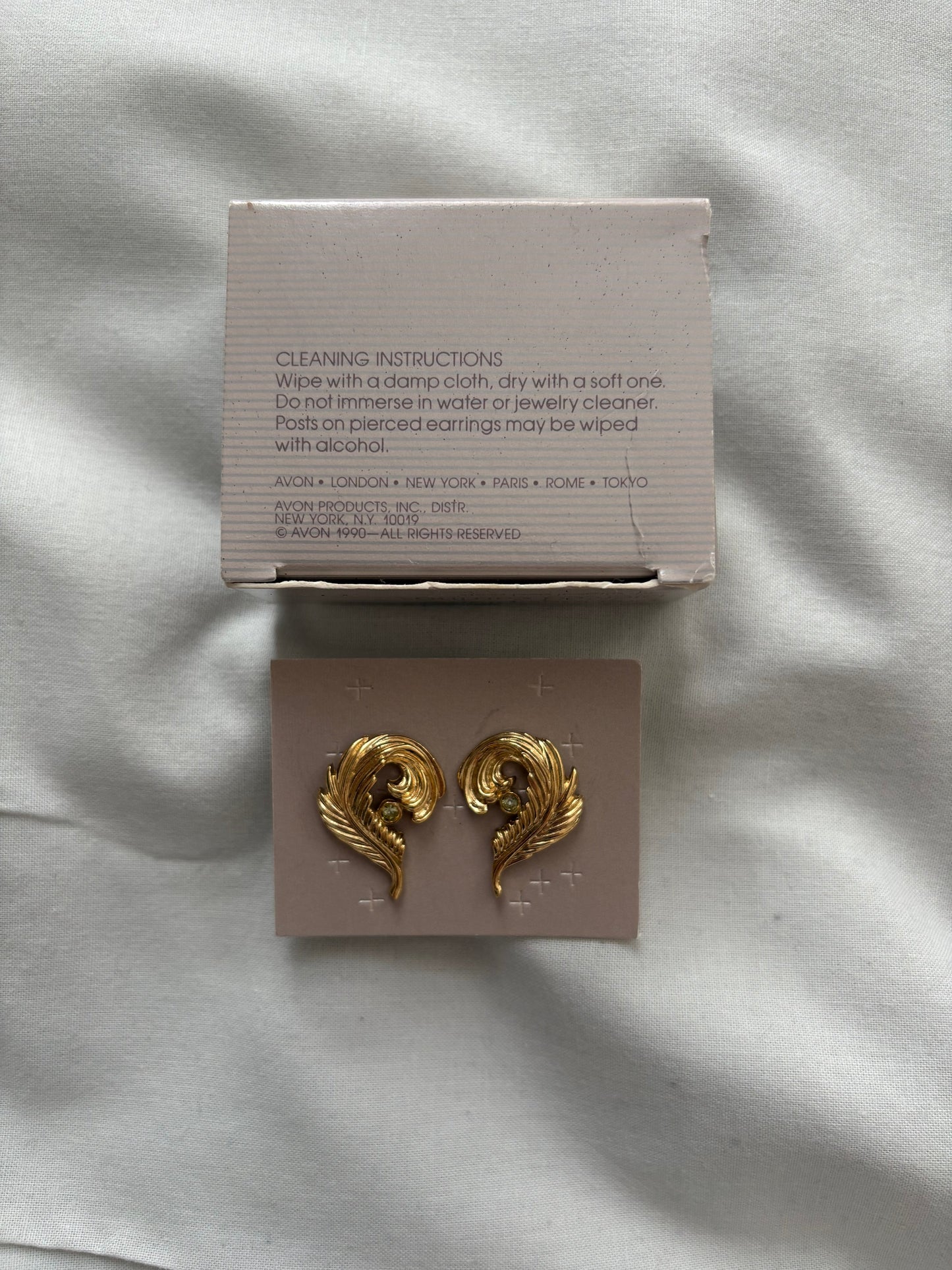 Kolczyki Avon „Precious plume”,1990 rok