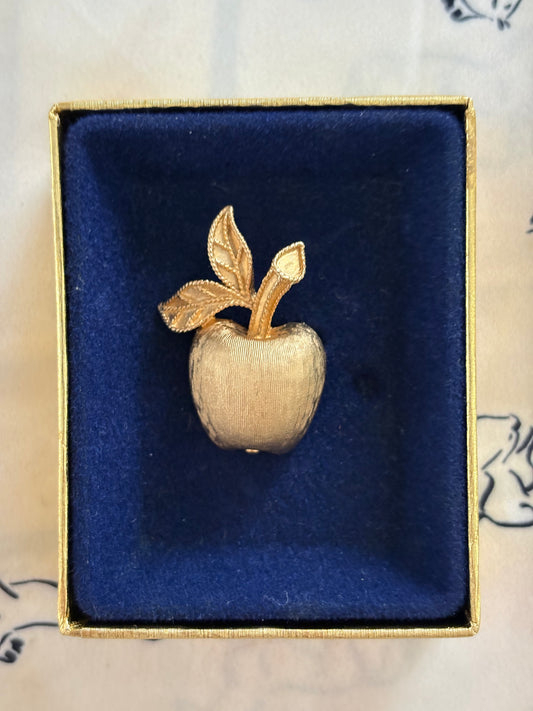 Broszka  Avon „Gilded Apple”,1974 rok