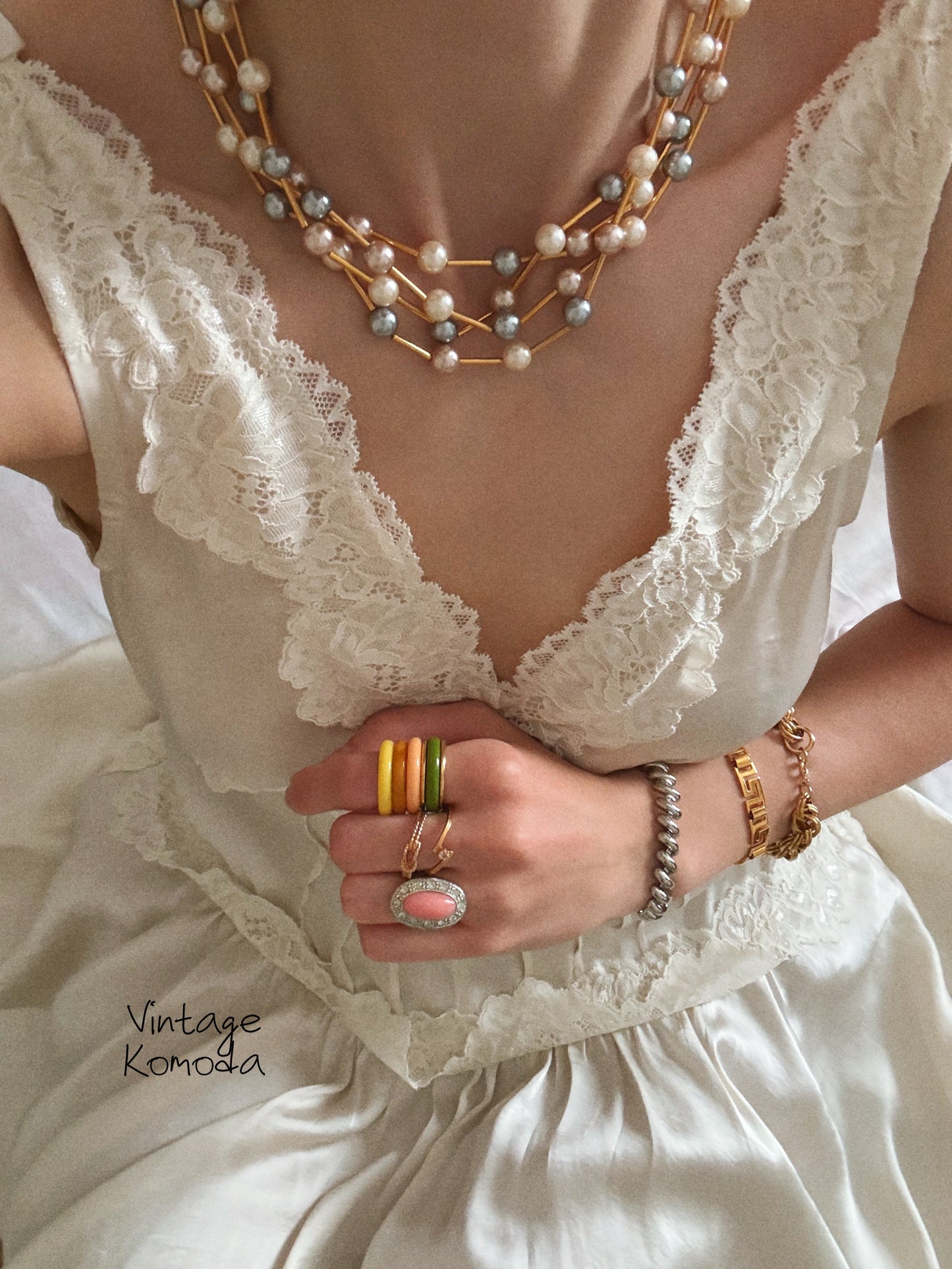 Avon gold-plated "Cashmere Necklace", 1987