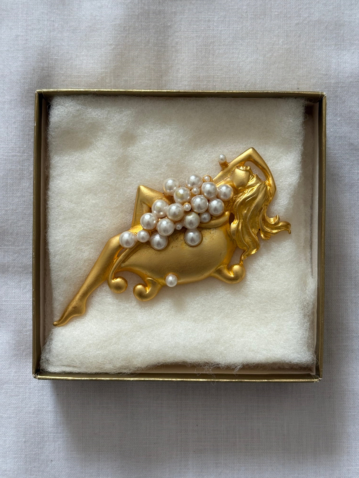 Broszka marki JJ (Jonette Jewelry)