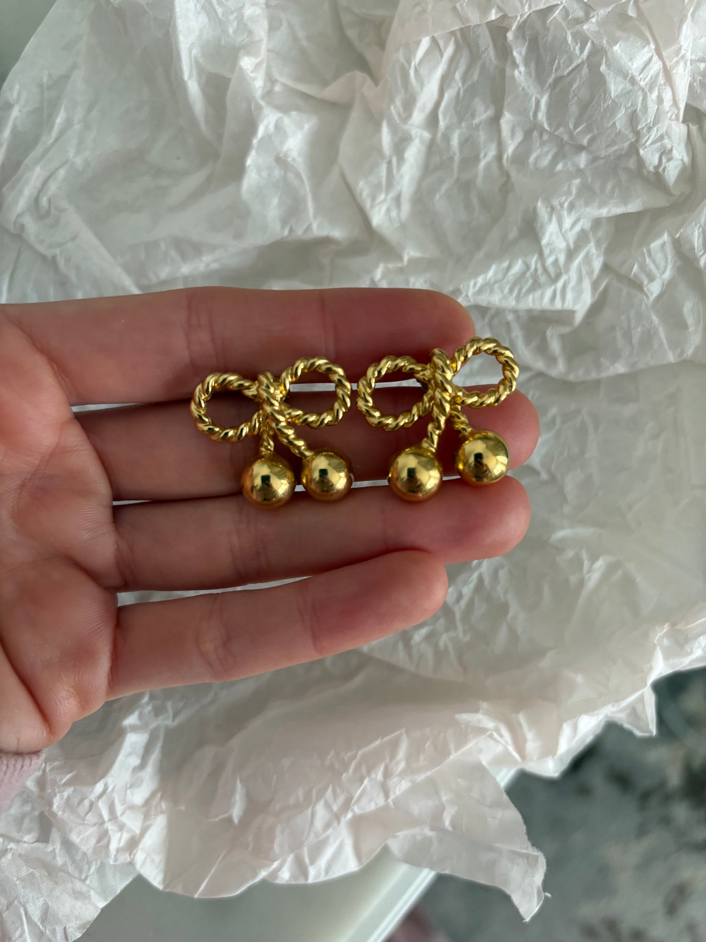 Kolczyki marki Joan Rivers