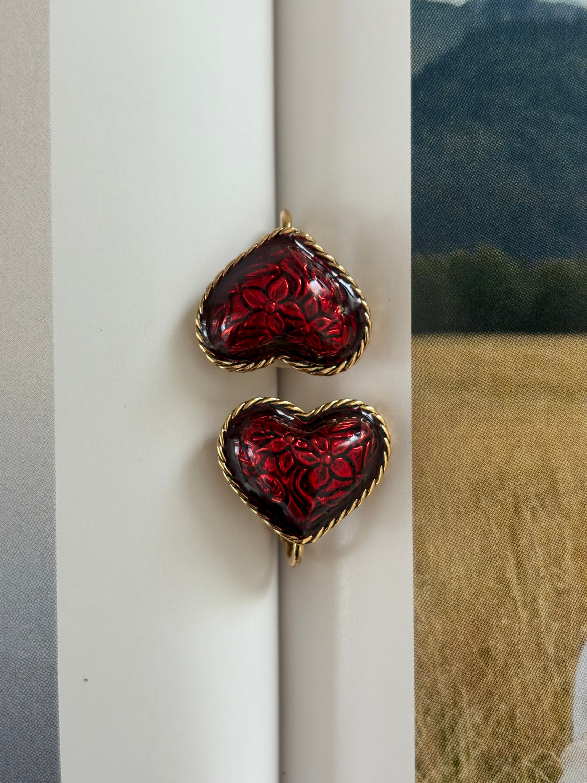 Wytłaczane klipsy Avon „Hearts Afire”,1995 rok