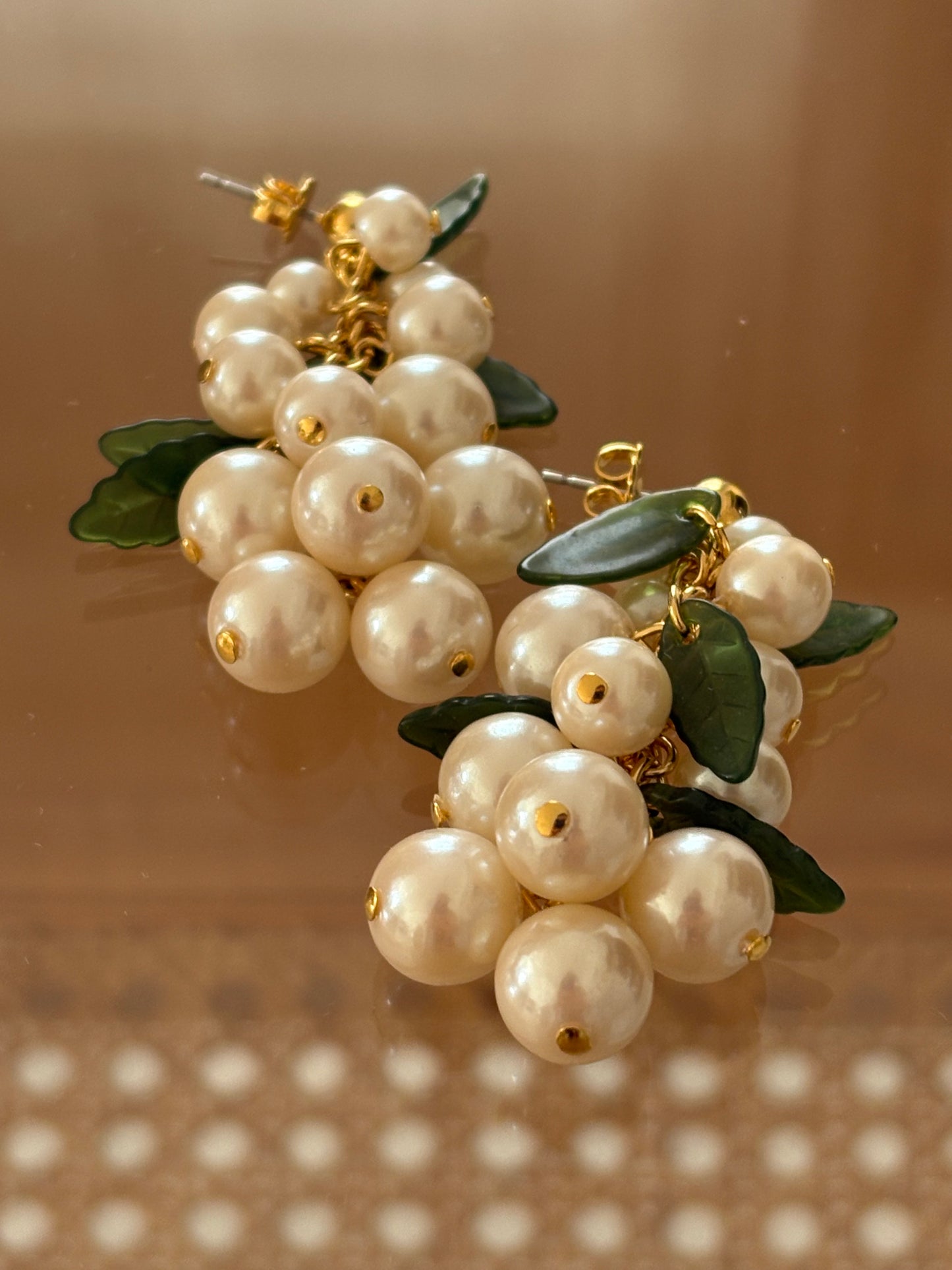 Avon "Pearlesque Dangle" Earrings, 1992