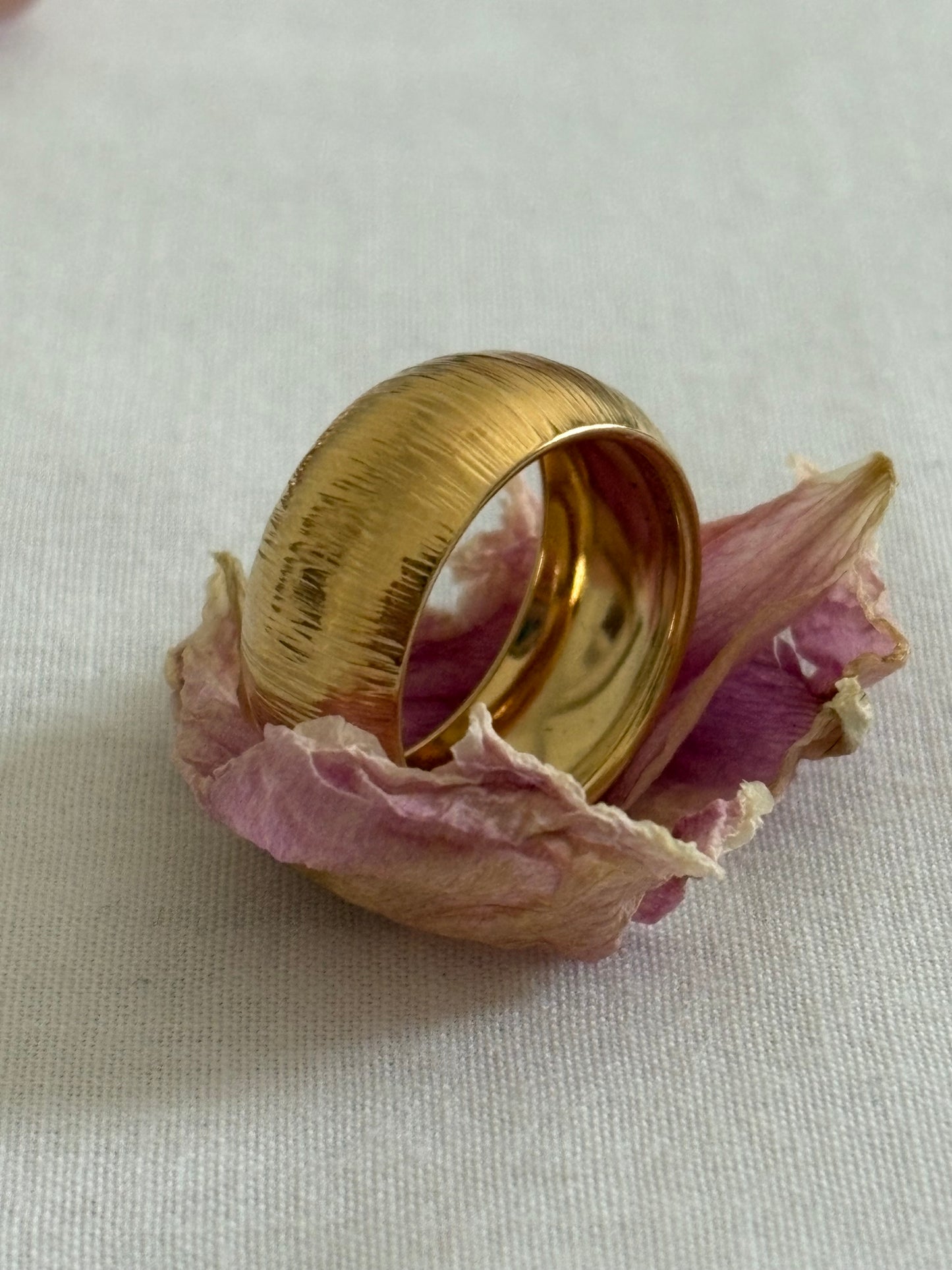 Pierścionek Avon “Florentine band”,18 mm