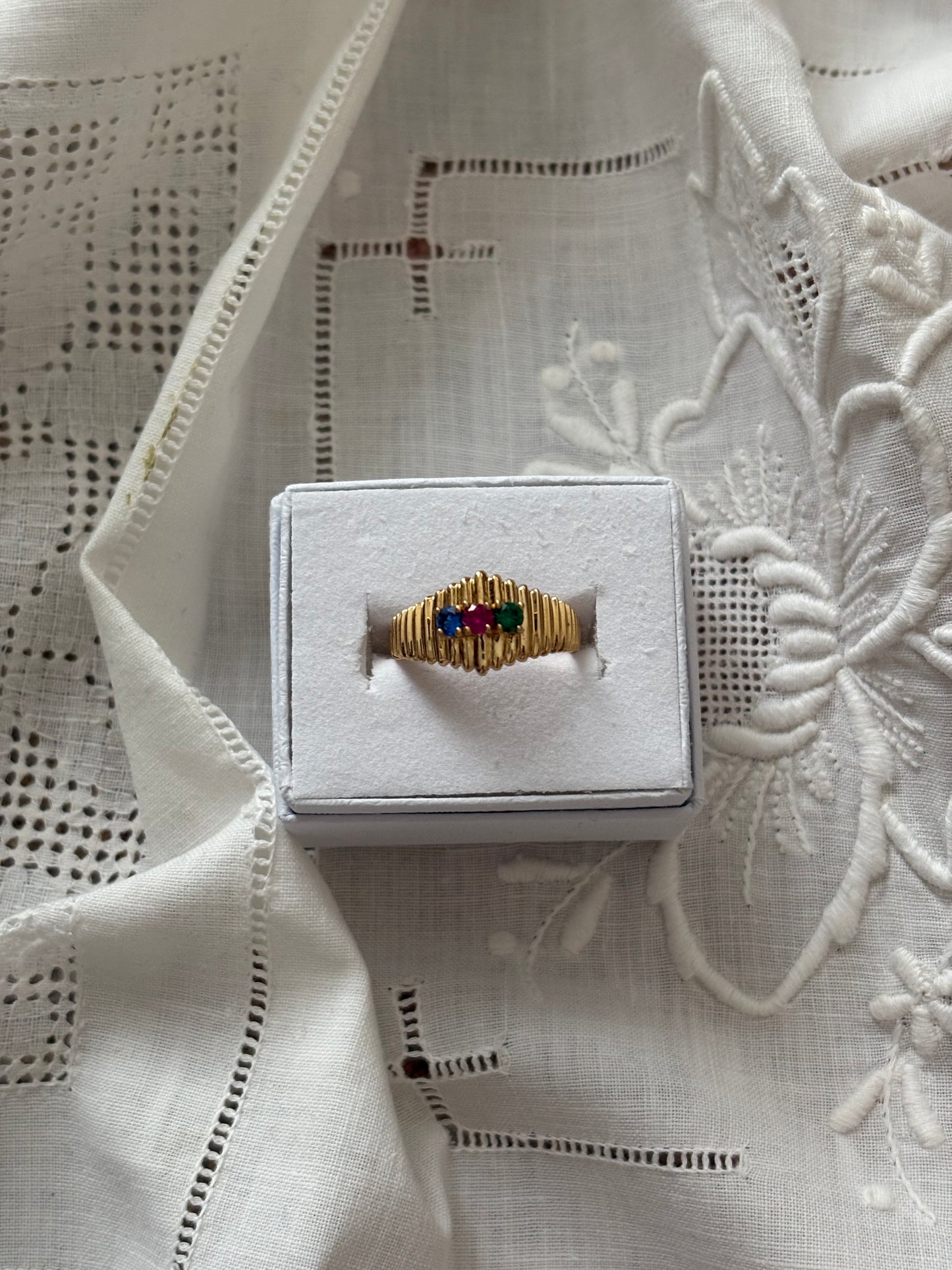 Three-stone vintage ring