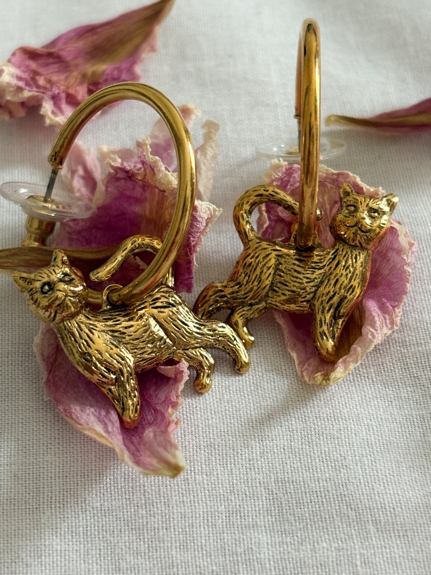 Kolczyki Avon „Swinging Cats Hoop„1995 rok