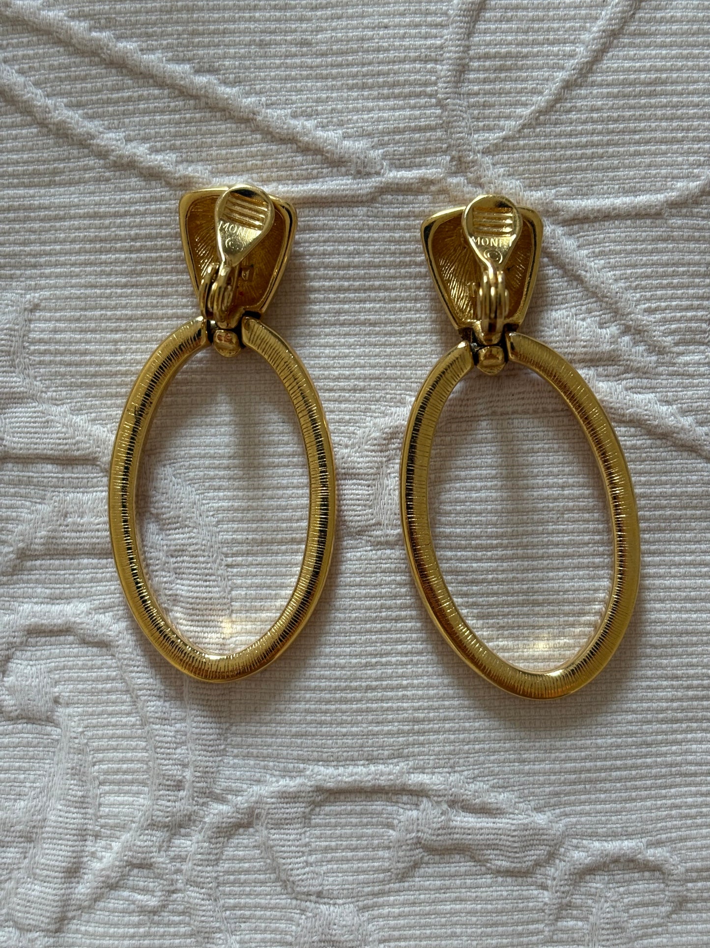 Monet Clips