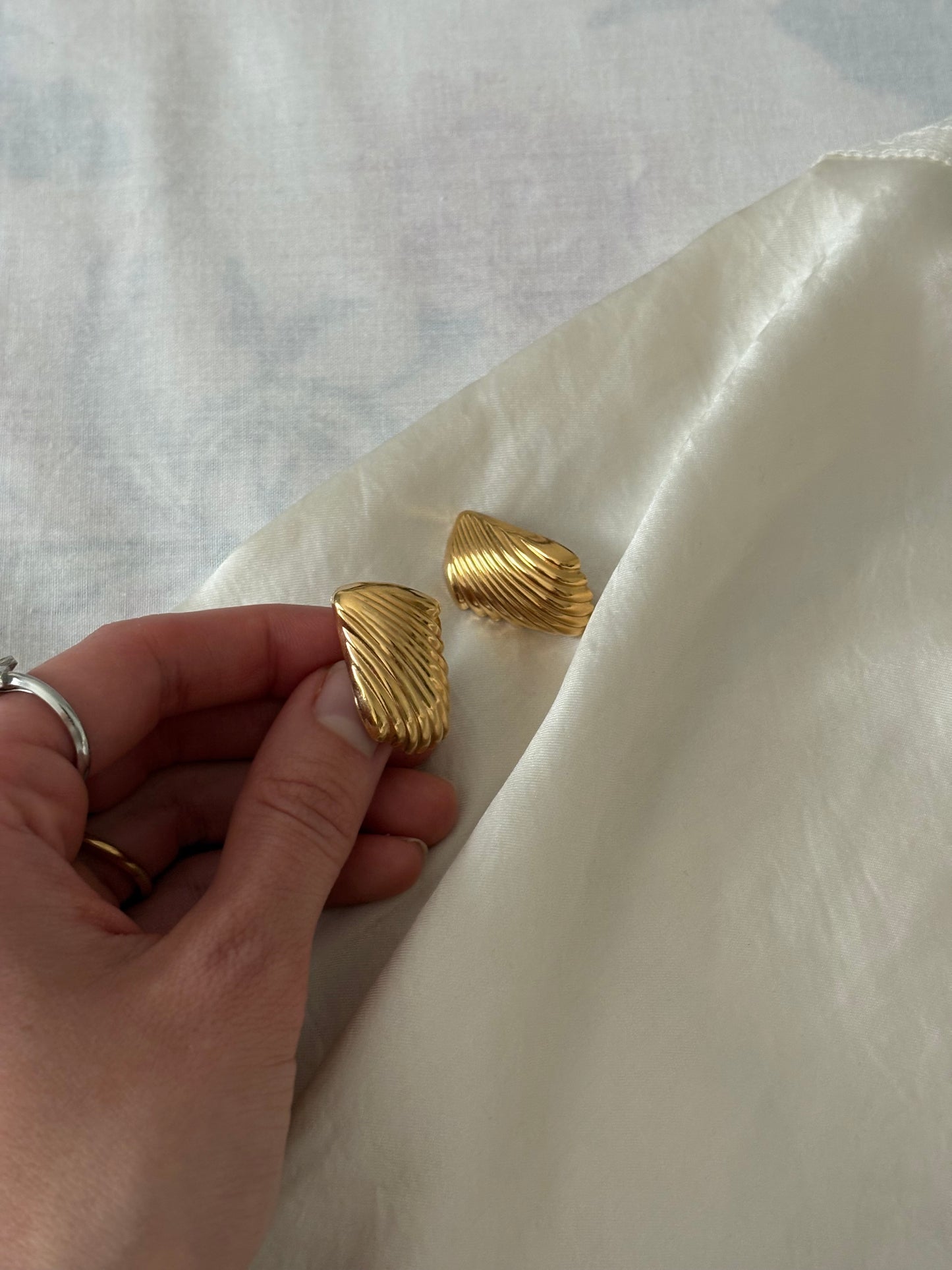 Napier Shell Clips, lightweight