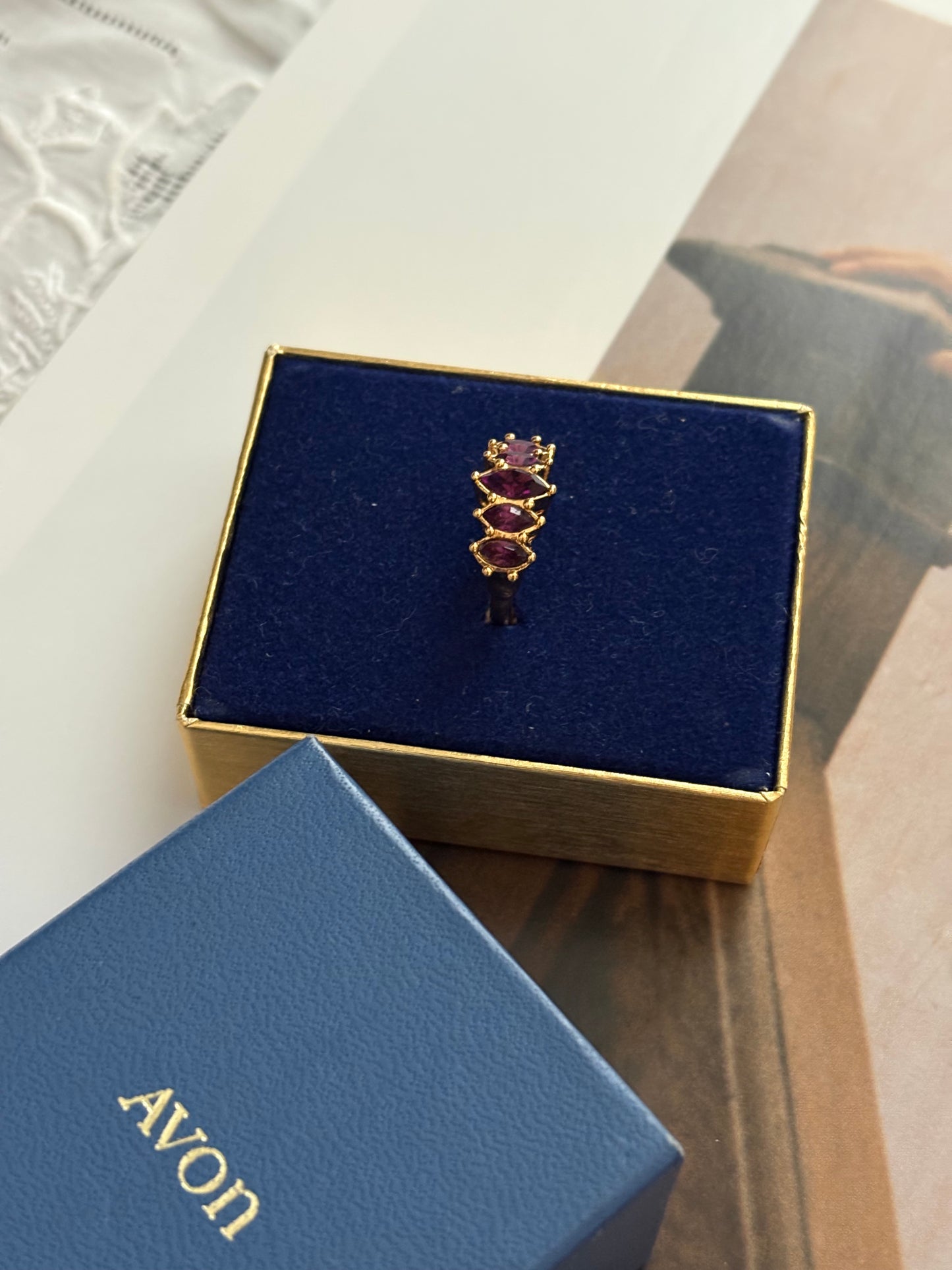 Pierścionek Avon “ Marquis Sparkle”,1994 rok