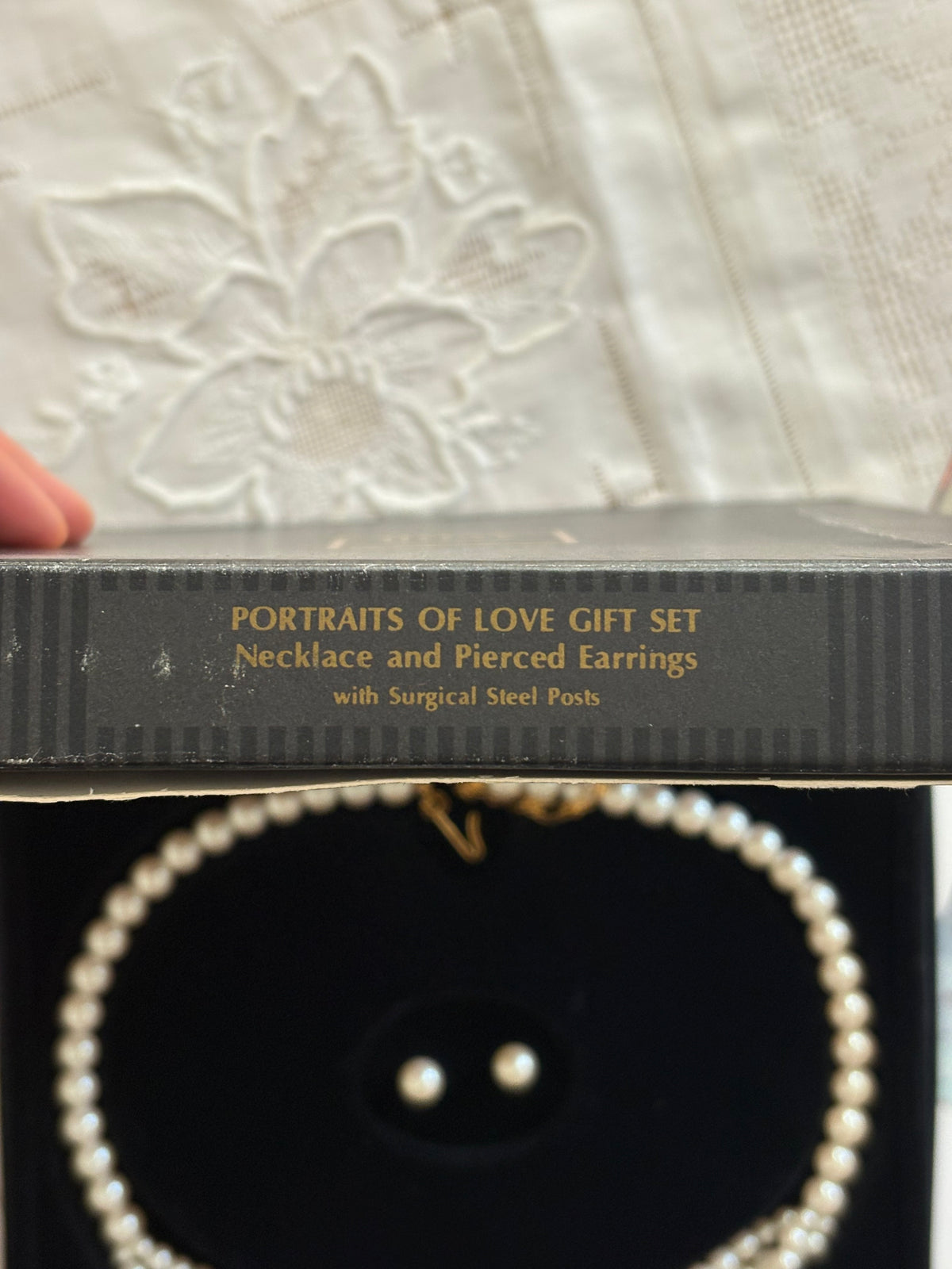 Zestaw Avon “PORTRAITS OF LOVE GIFT SET”,1993 rok