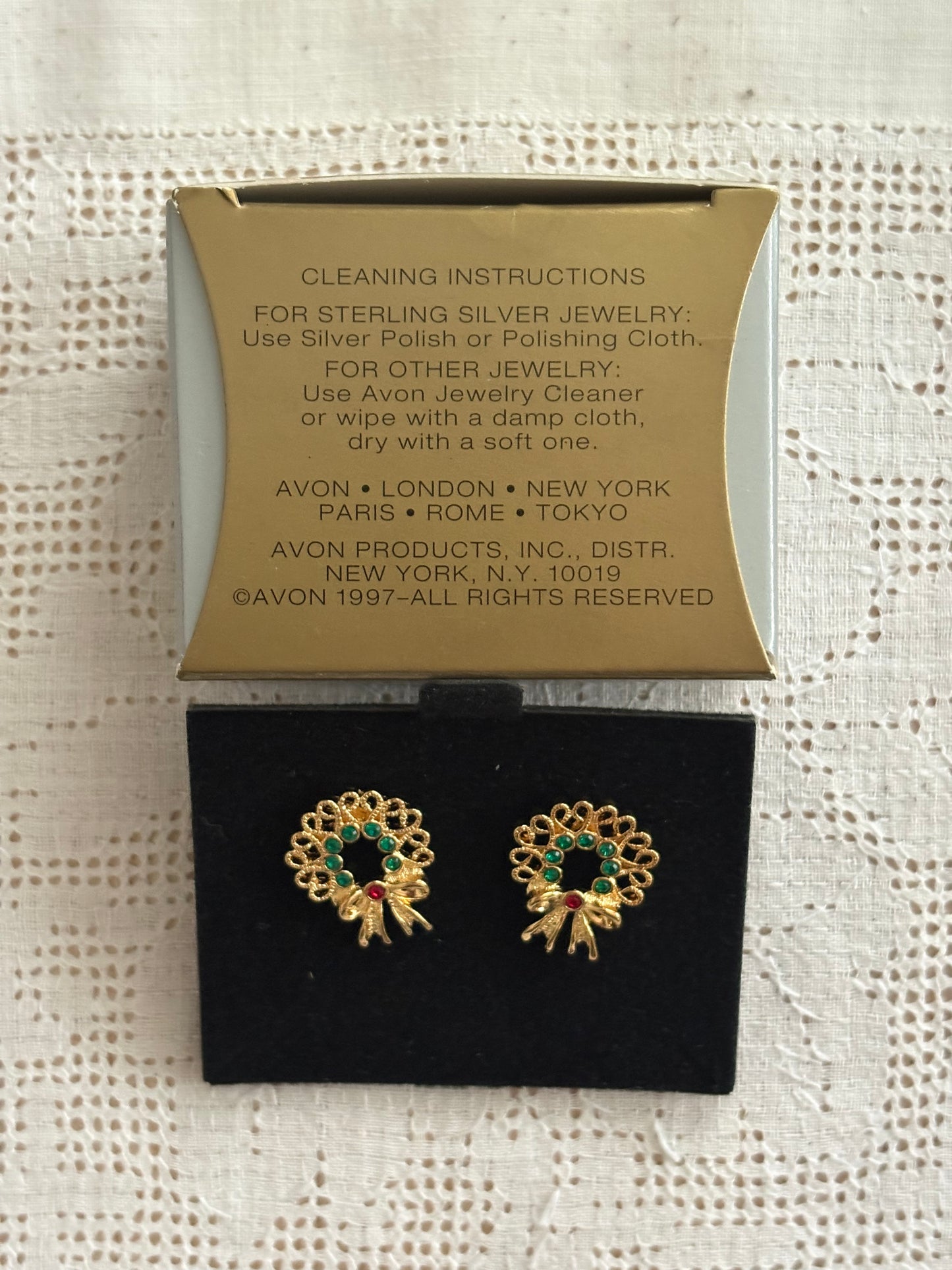 Kolczyki Avon “ Christmas wreath”,1997 rok