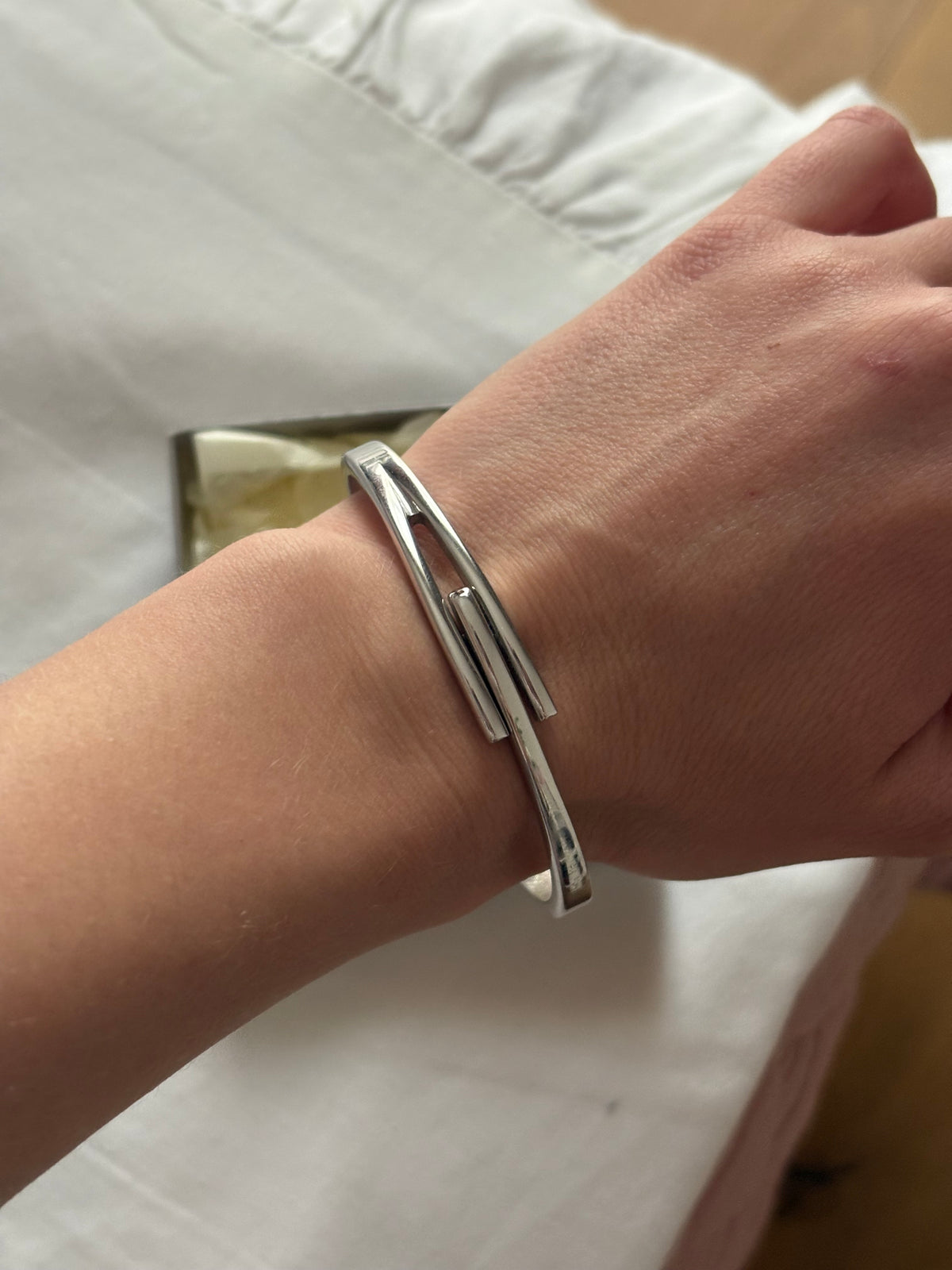 Bransoletka typu cuff Avon,lata 1980