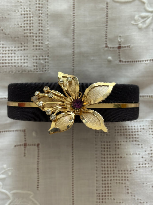 Vintage mesh  flower brooch