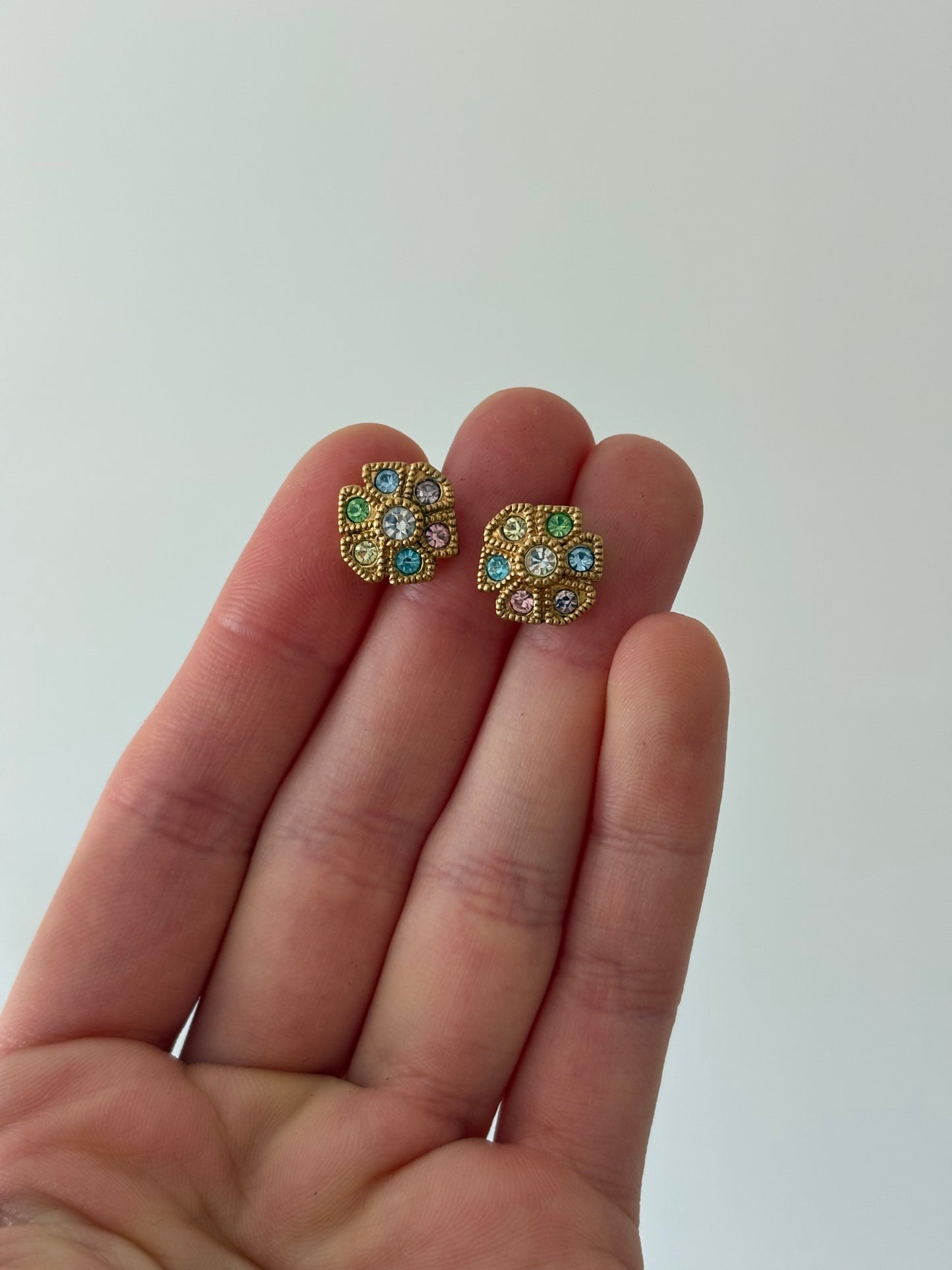 Avon "Flower Facets" Earrings, 1992